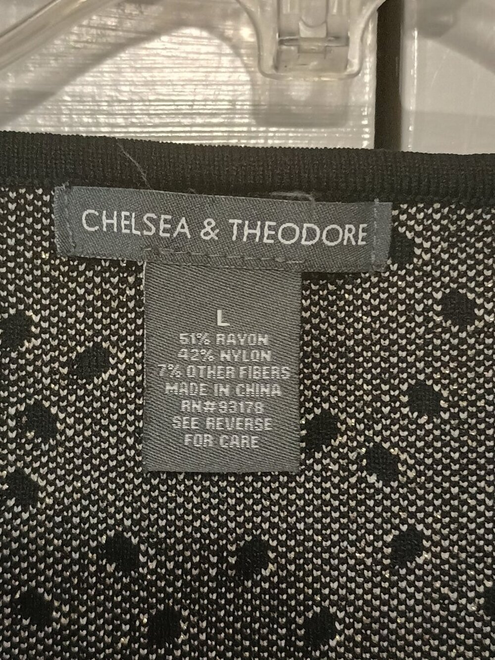 Chelsea & Theodore Size L Black Cream Dot Knit Sharkbite Tunic 3/4 Sleeve - Picture 5 of 6